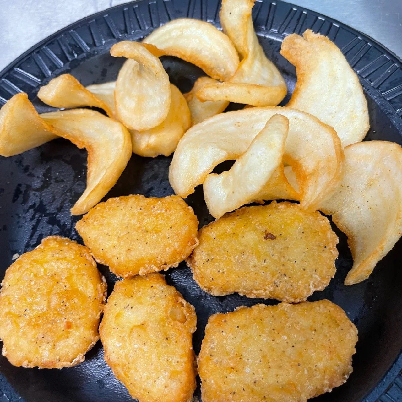 Kids Chicken Nuggets & Fries.